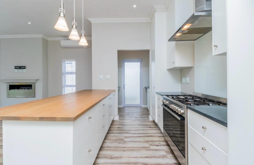 3 Bedroom Property for Sale in Val De Vie Estate Western Cape